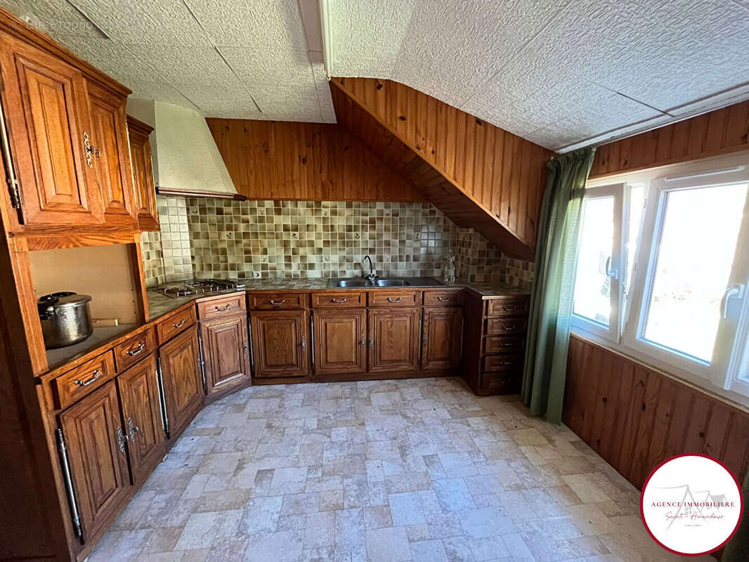 Maison à SAINT-AMAND-MONTROND