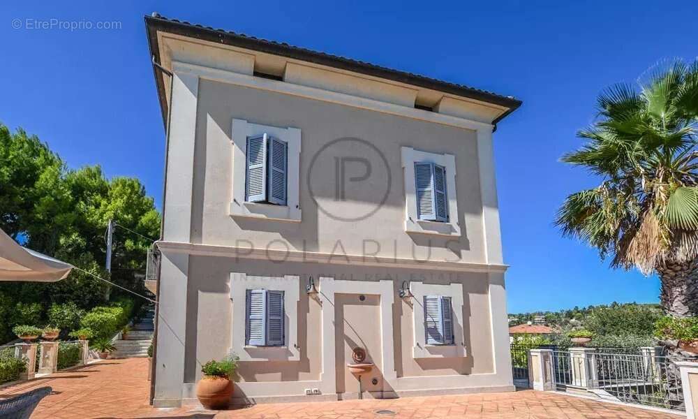 Maison à DAINVILLE