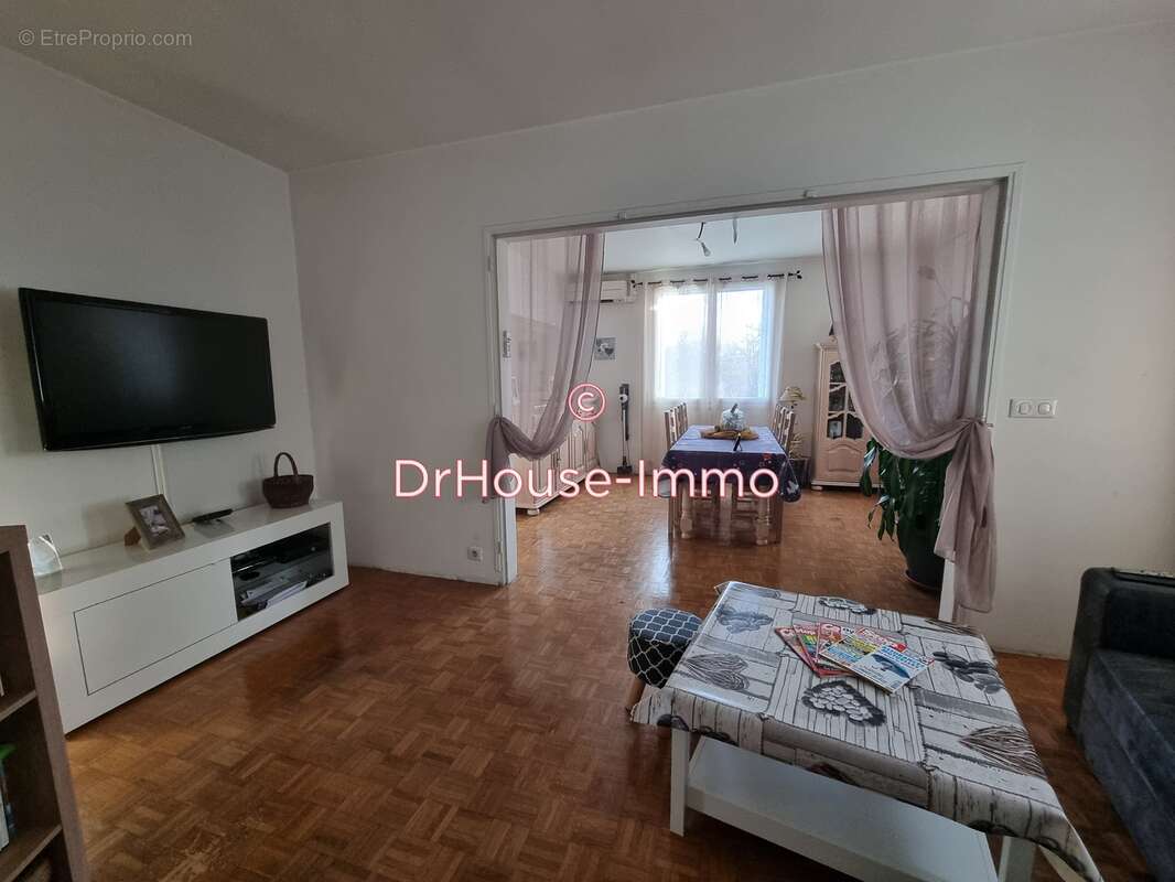 Maison à MOULEYDIER