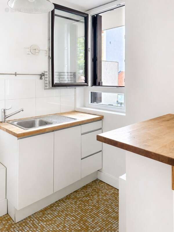 - 92100 boulogne billancourt - metro marcel sembat - studio en parfait etat - balcon - 2eme etage avec ascenseur - cave - - photo 11