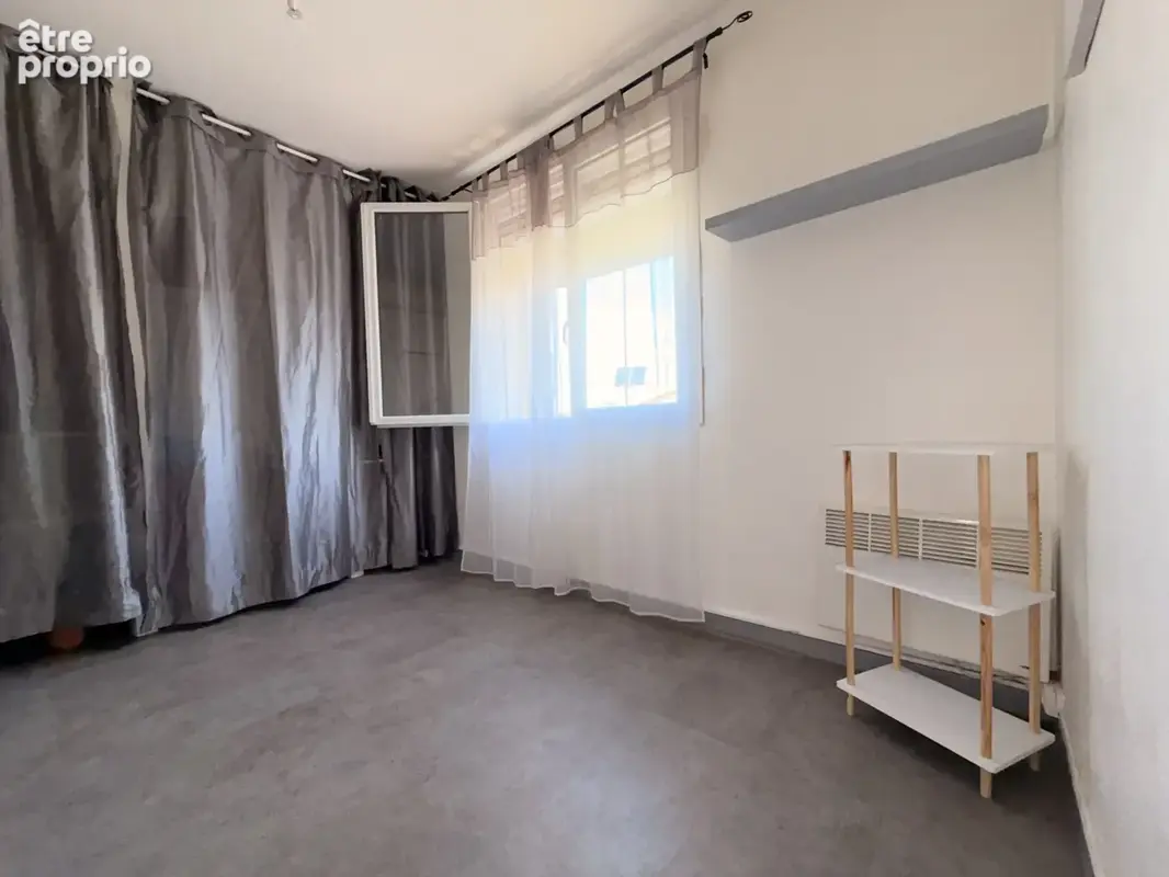 Appartement rénové à 600 mètres de la plage - Balcon plein Sud - photo 4