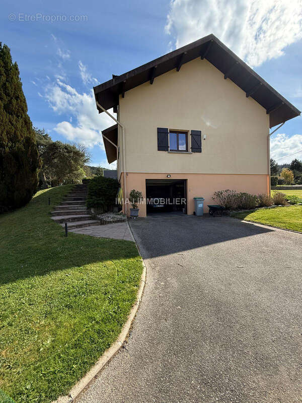 Maison à EPINAL