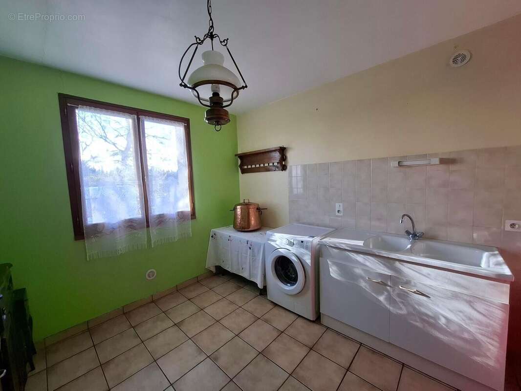 Maison 184 m² à Capdenac  - photo 7