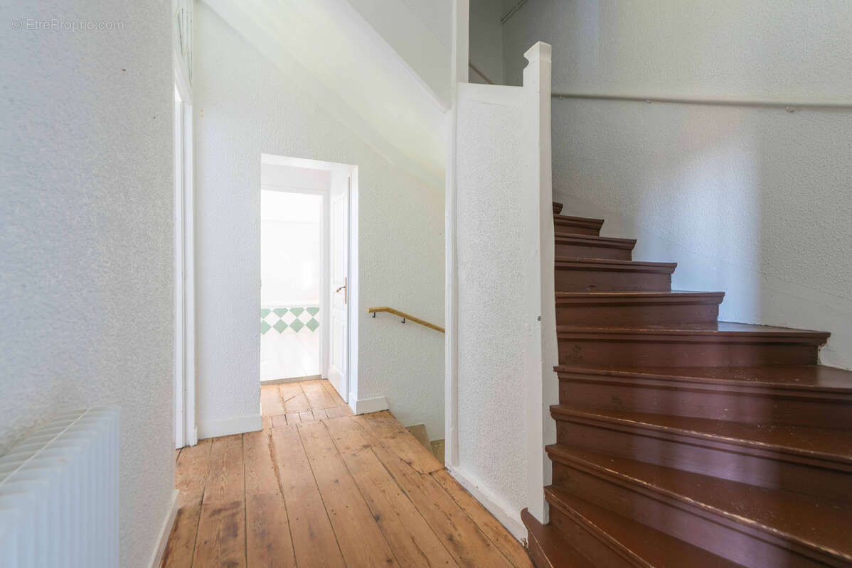 Maison à QUINSAC