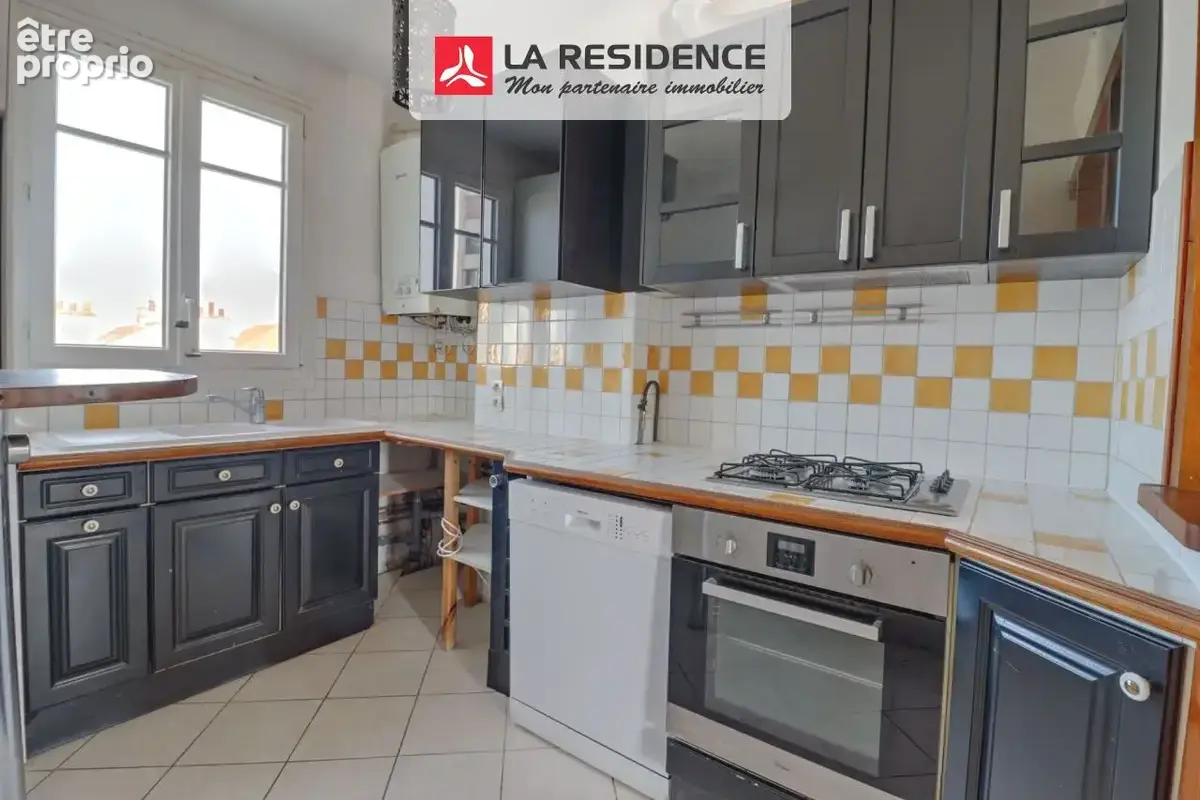 Appartement 73 m² à Nanterre  - photo 3