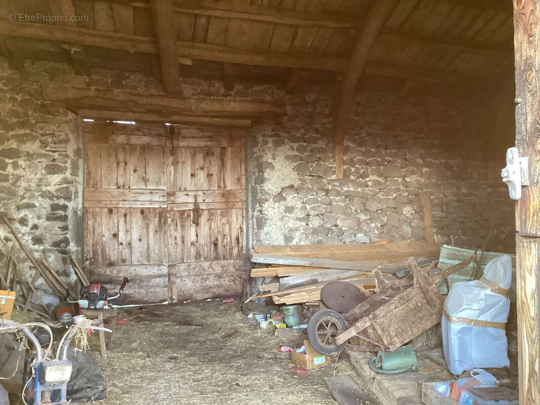 Ferme avec dépendances A RENOVER - sur terrain d'env 1200 m2 - photo 31