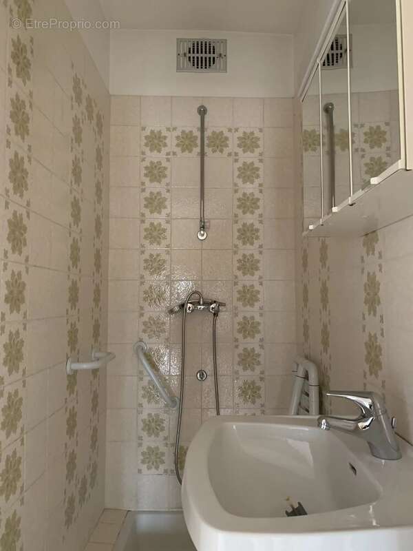 Appartement à LA LONDE-LES-MAURES