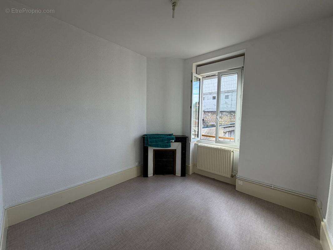 Bel appartement dans le centre ville de Nevers - photo 6