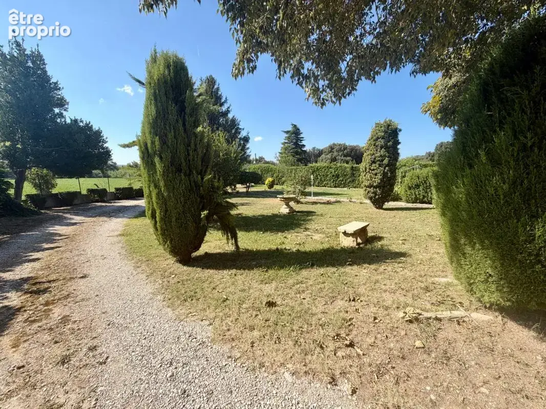 Maison sur 1676m2 de terrain - photo 13