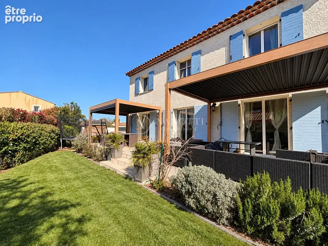 La Roque D Anthéron - Maison 120 m2 - 4 chambres - jardin et  piscine - photo 2