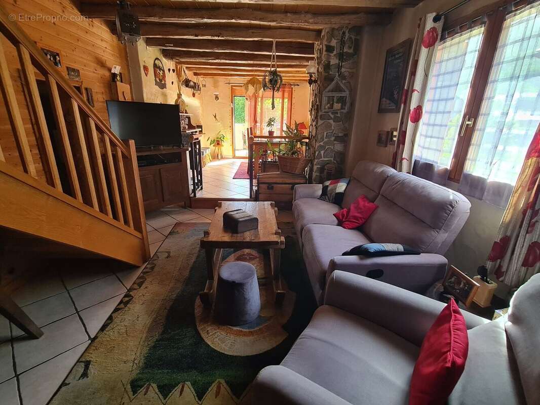 Maison 148 m² à Verrens-Arvey  - photo 12