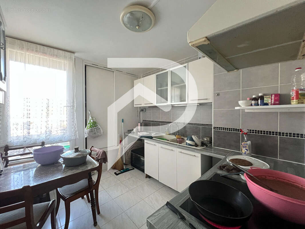 Appartement à ELANCOURT