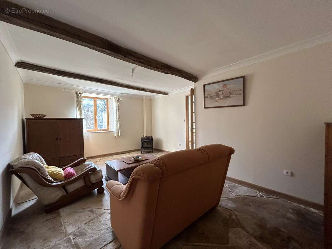 Maisons de village en pierre de 2 chambres à coucher d'un excellent rapport qualité-prix avec dépendance utile - photo 9