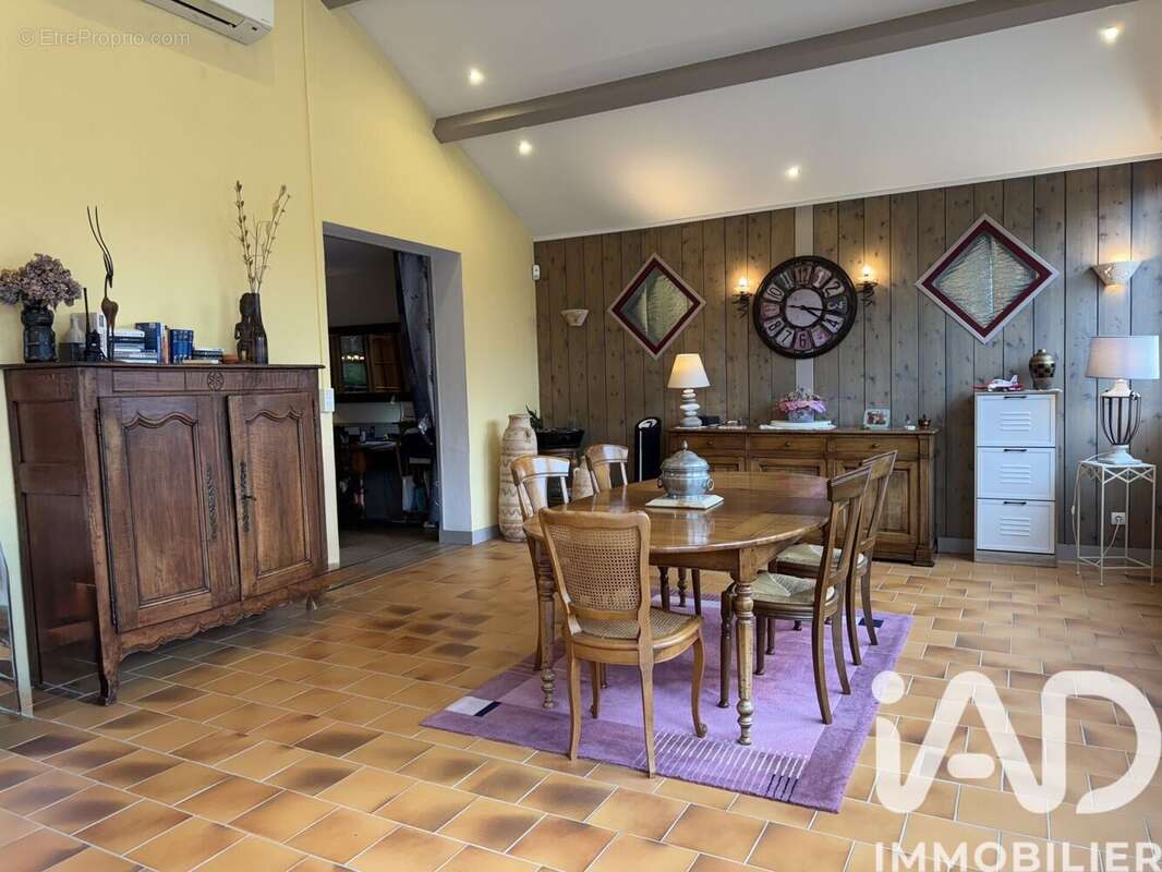 Photo 5 - Maison à BEAUMONT-EN-VERON