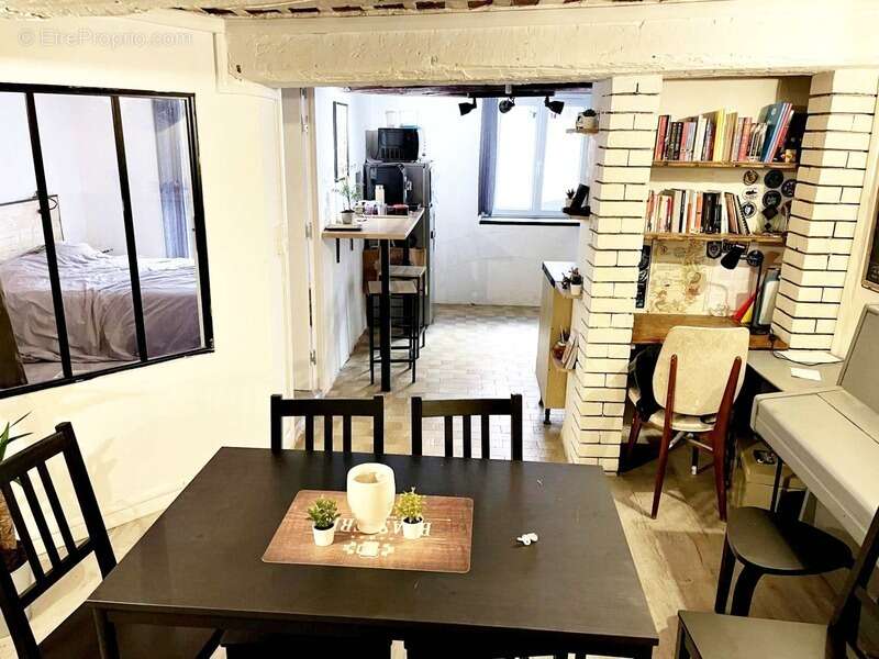 Toulon (83) - emplacement ideal centre ville – appartement 2 pieces de 51 m² plein de charme et de cachet - investissement ou re - photo 21