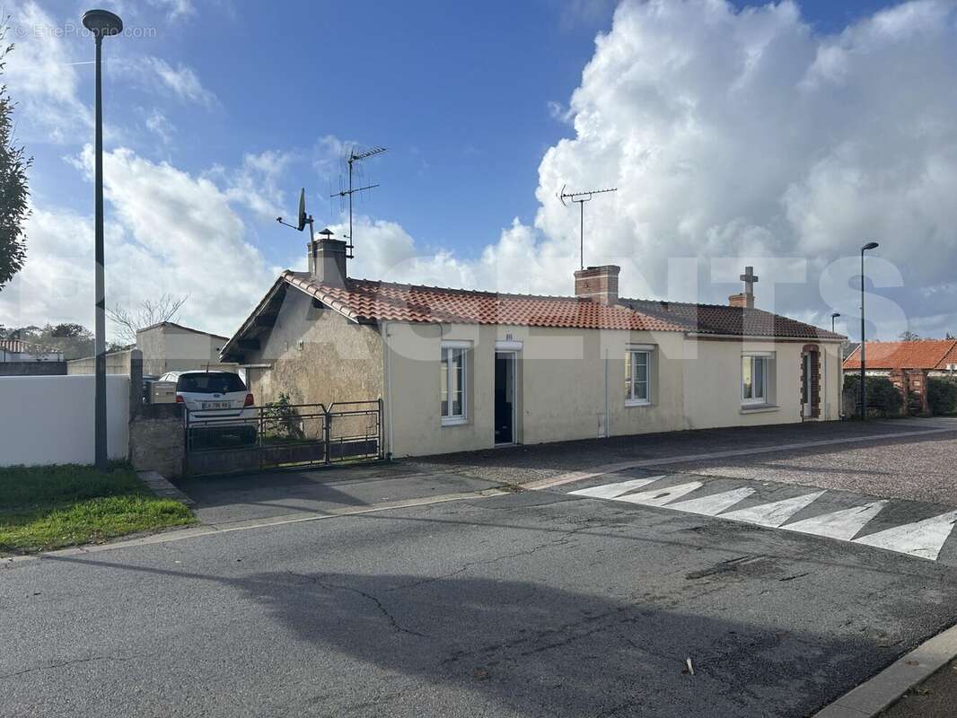 IMG_8181 - Maison à CORCOUE-SUR-LOGNE