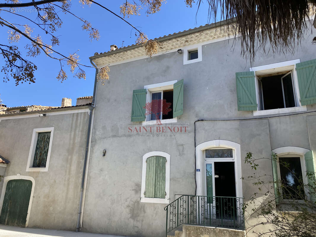 Maison à MONTPEYROUX