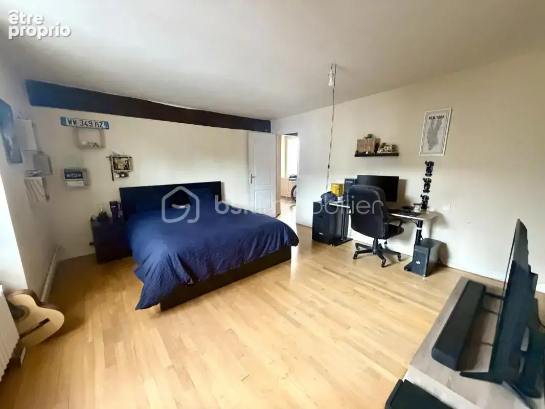 Maison de ville T6 135 m² – Cour privative 40 m² – Terrasse en mezzanine sans vis-à-vis - photo 5