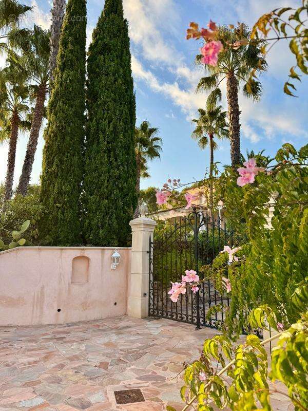 Maison à SAINT-RAPHAEL