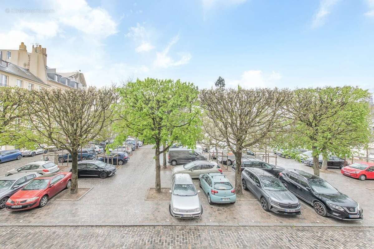 Appartement à VERSAILLES
