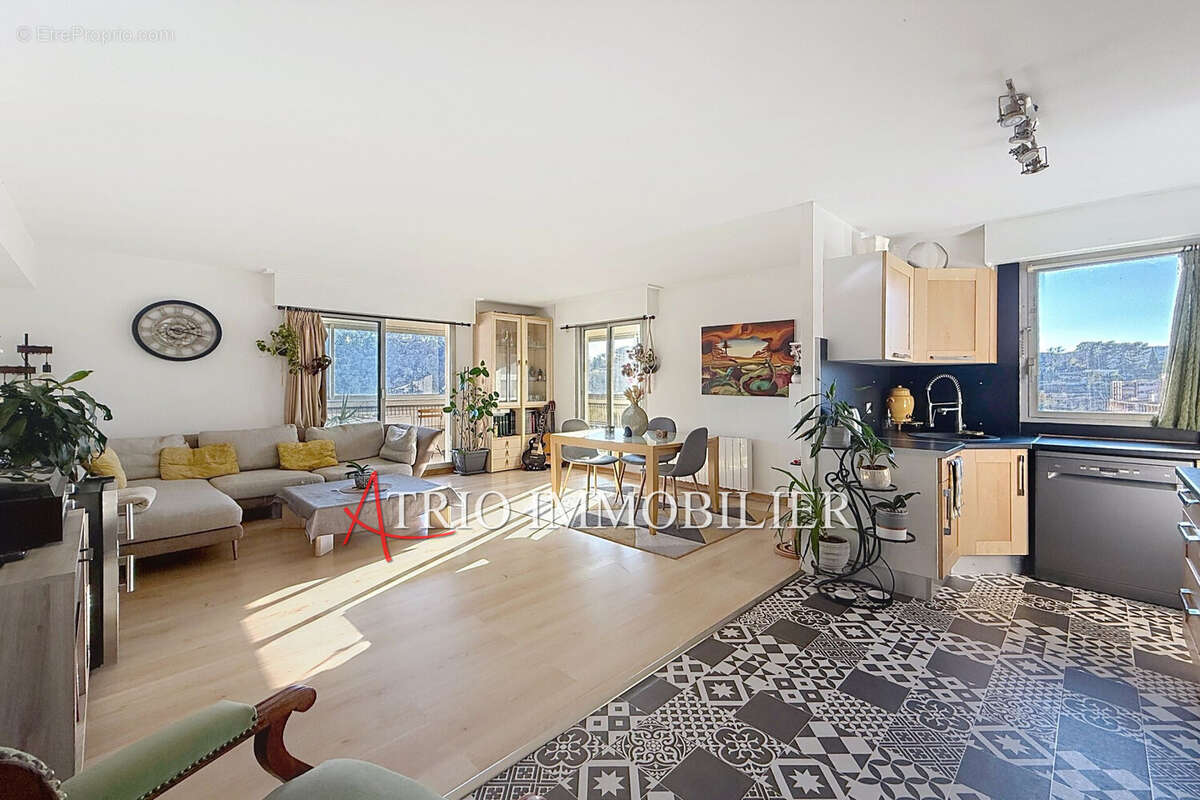 Appartement à CAGNES-SUR-MER