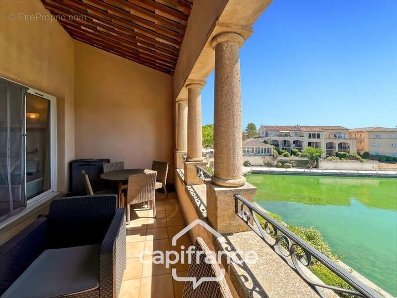 Appartement à MALLEMORT