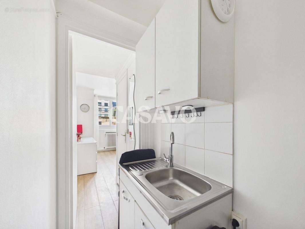 Vente Appartement 1 pièce de 12m² - 75016 Paris - photo 8