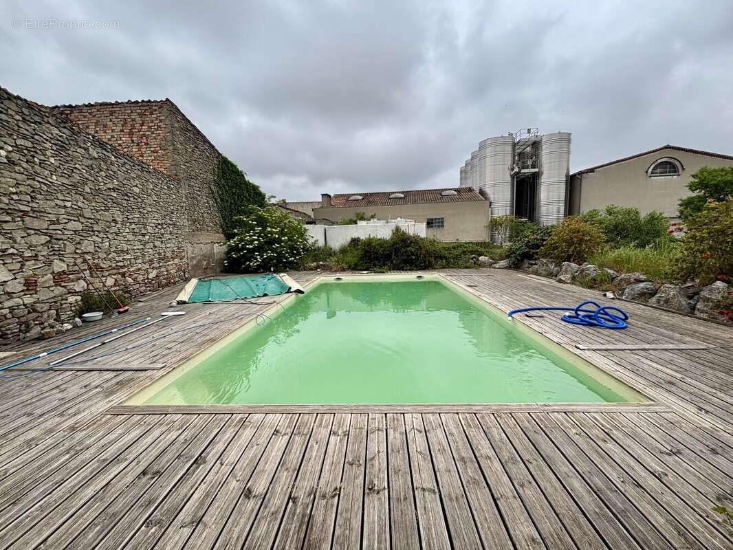 Maison à PEPIEUX