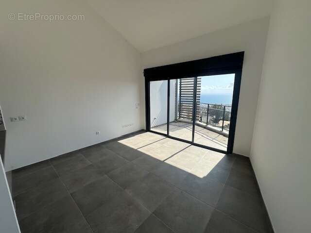 Appartement à SAINT-DENIS