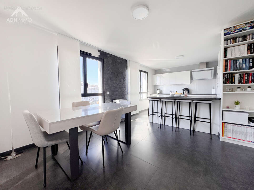 Appartement à SAINT-GENIS-POUILLY