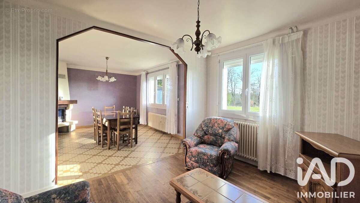Photo 2 - Maison à CADEN