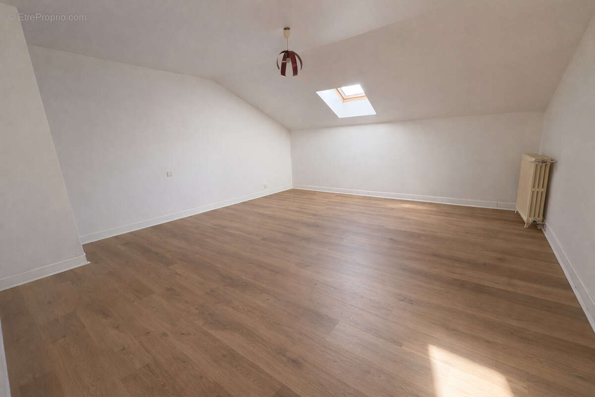 Appartement à LES HERBIERS