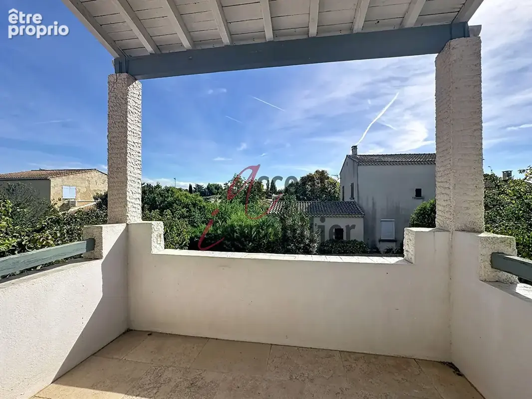Mollégès, maison  3 chambres avec jardin - photo 10