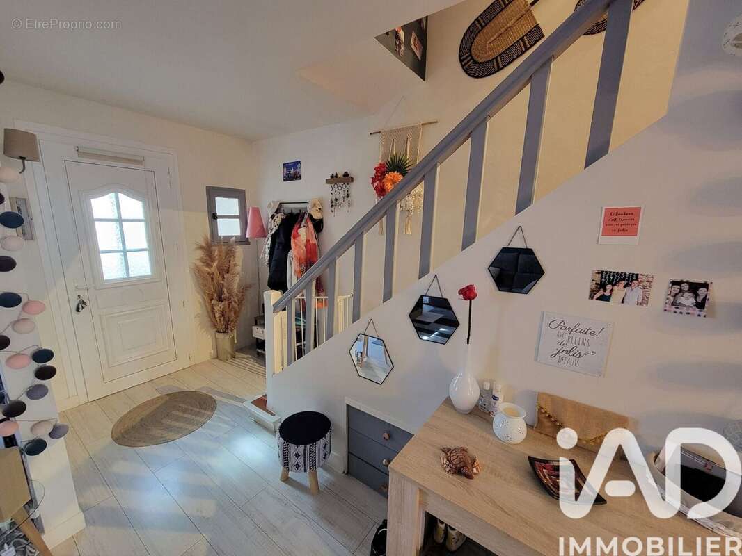 Photo 3 - Maison à ARMISSAN