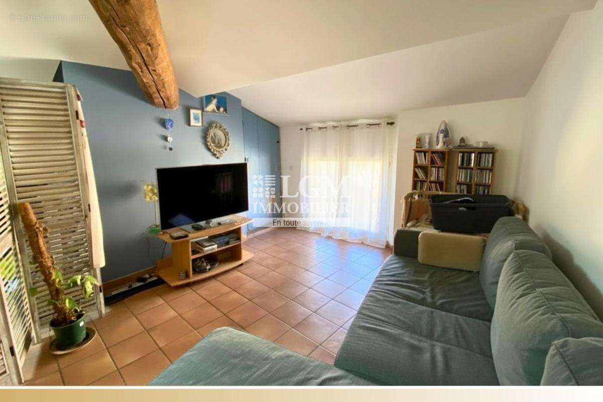 Maison à COURNONTERRAL