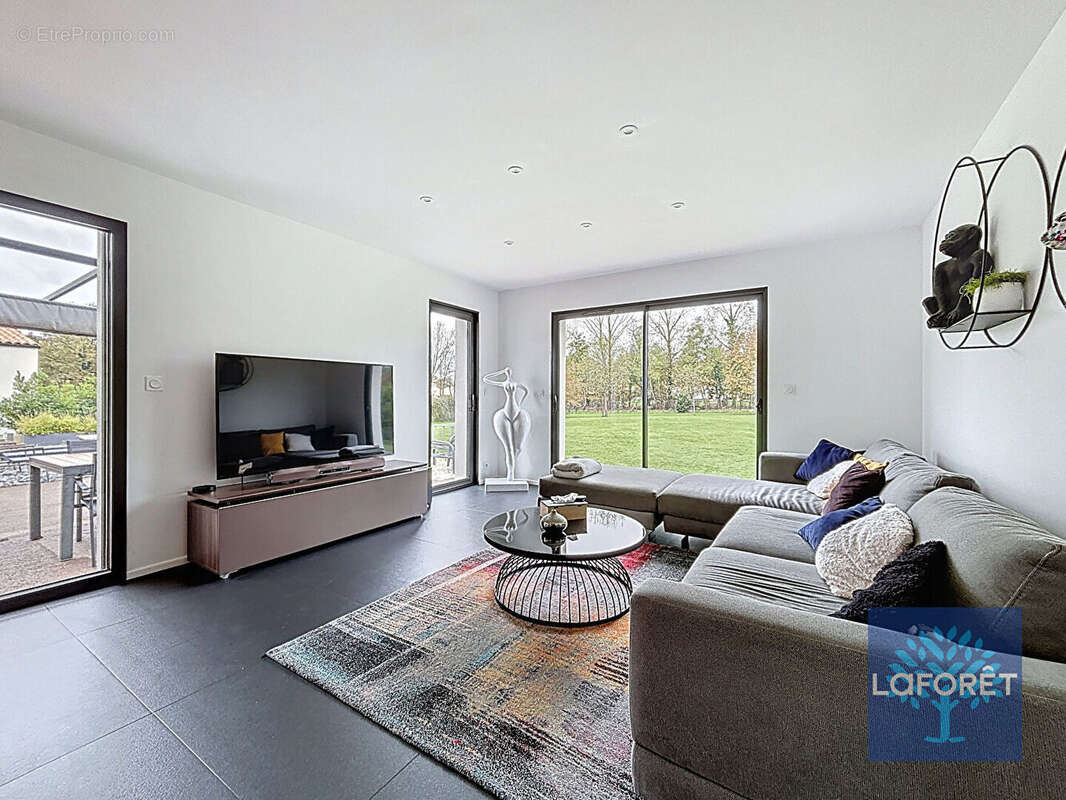 Maison à VENANSAULT