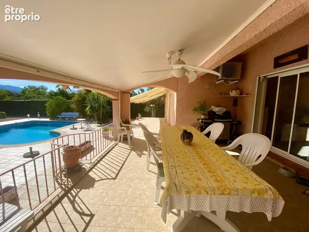 Le Boulou : magnifique villa d’architecte quartier résidentiel grande parcelle avec piscine ! - photo 21