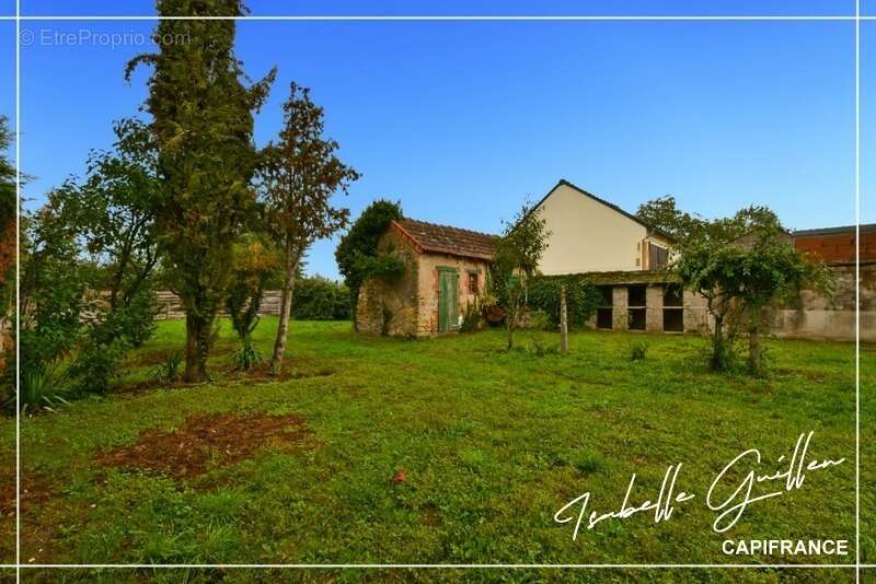 Maison à CHATEAUMEILLANT