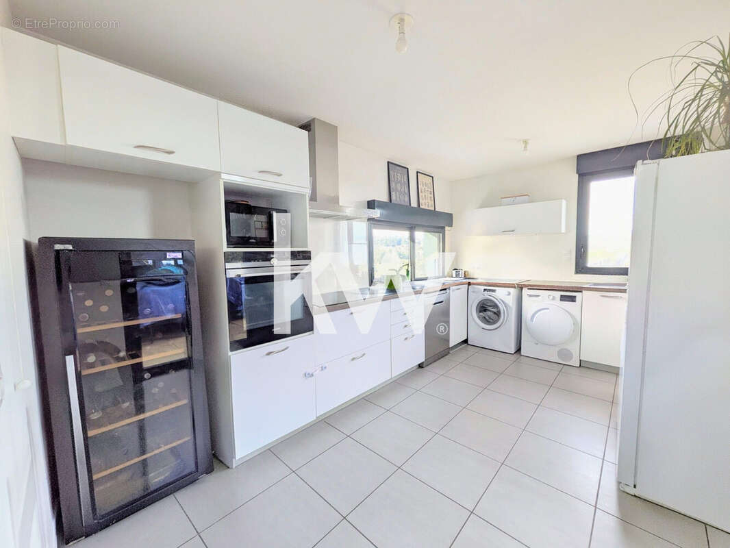 Appartement 122 m² à Villars  - photo 7