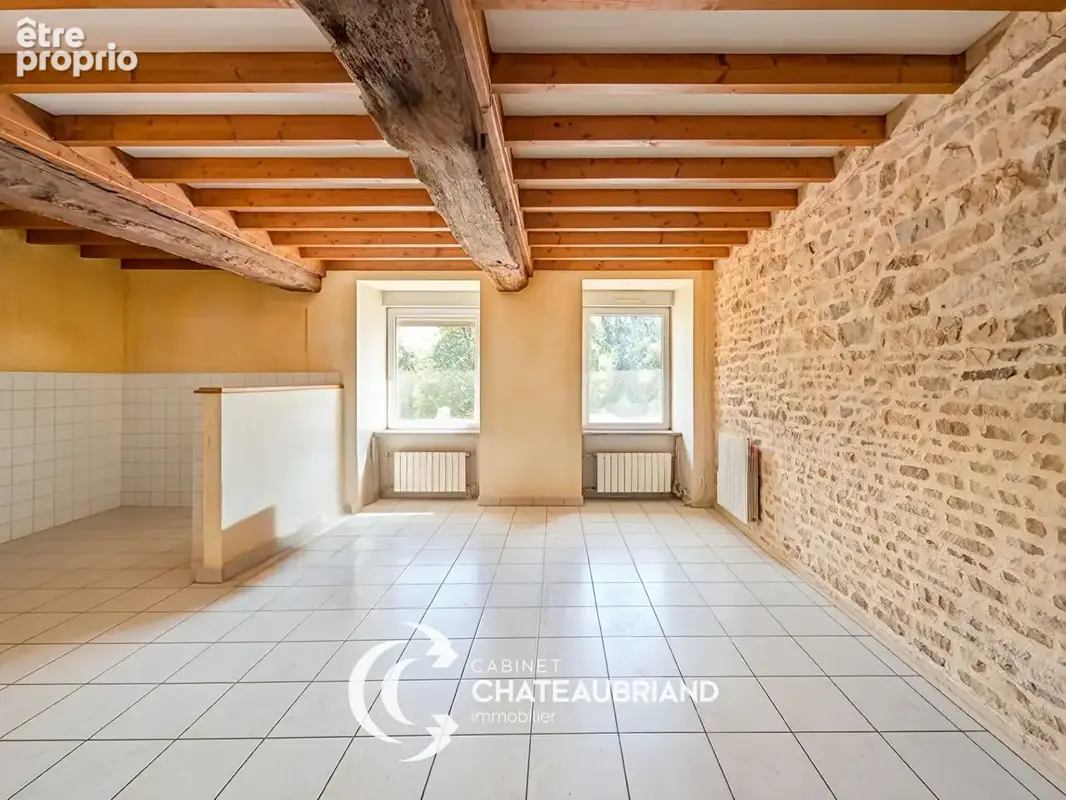 Appartement à SAINT-AUBIN-D'AUBIGNE