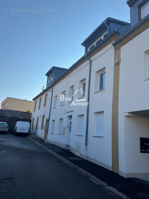 Appartement à LEXY