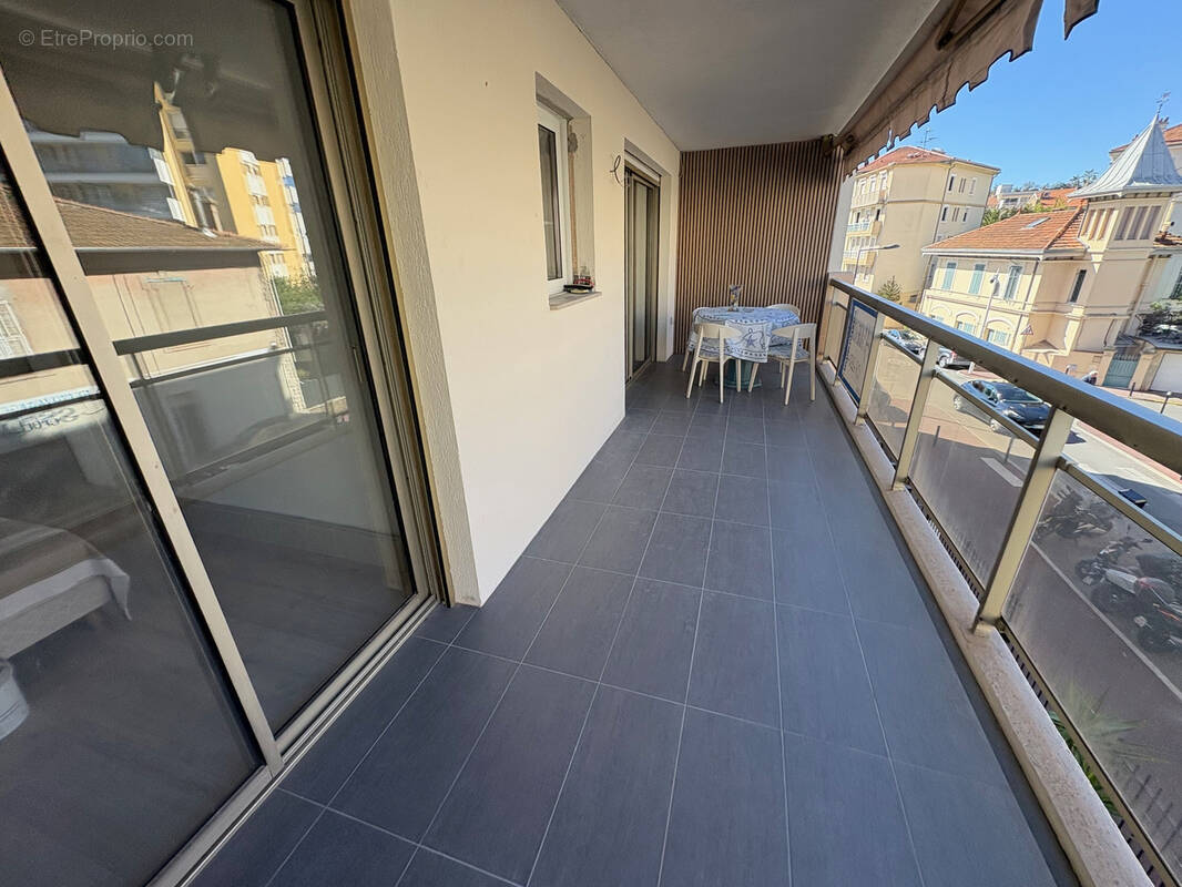 Appartement à CANNES