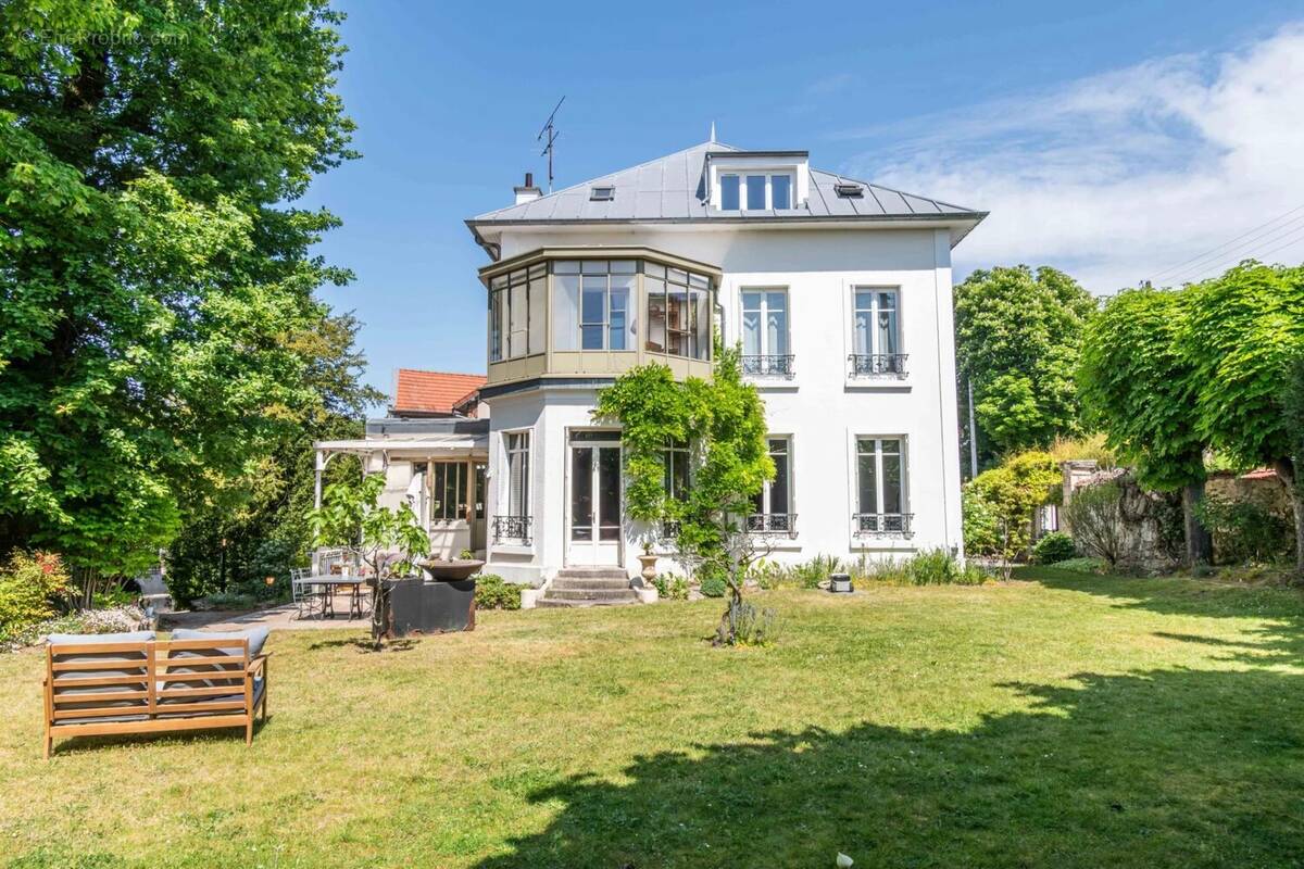 Maison à MONTMORENCY
