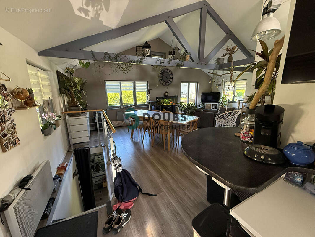 Maison à DAMPRICHARD