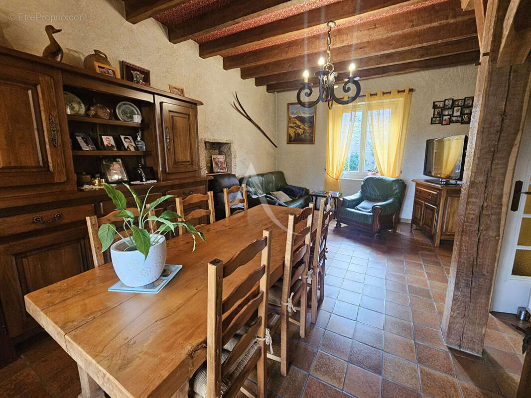 Maison 90 m² à Contres  - photo 4
