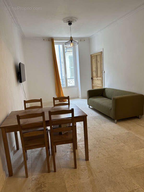 Appartement à NIMES