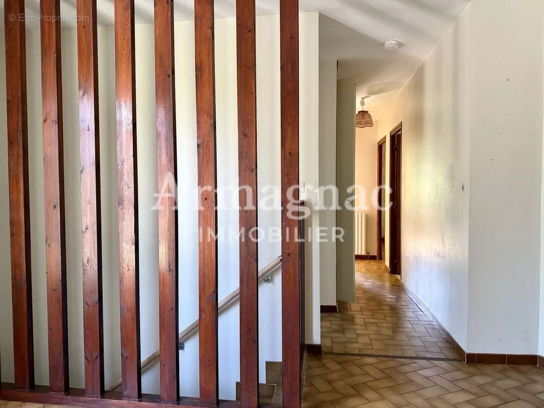 Maison à VIC-FEZENSAC