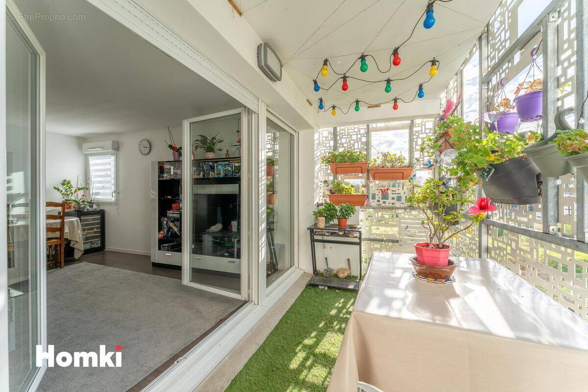 Appartement à VILLENAVE-D&#039;ORNON