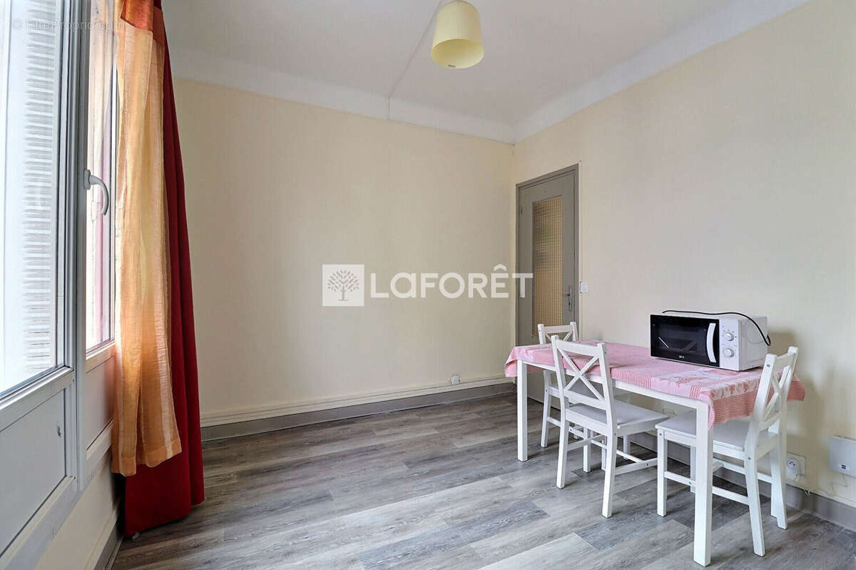 Appartement à SAINT-OUEN