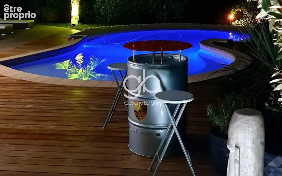 Villa d'exception 4 chambres avec piscine et jardin arboré - photo 10